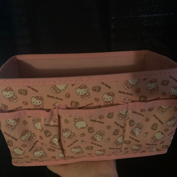 Hello kitty storage box - Picture 1 of 1